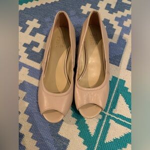 Naturalizer wedge shoes